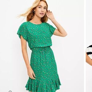 Gorgeous Loft Floral Godet drawstring dress sold out online!